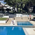 Acoteias With Pool By Homing Willa *