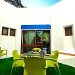 Acoteias With Pool By Homing Willa *