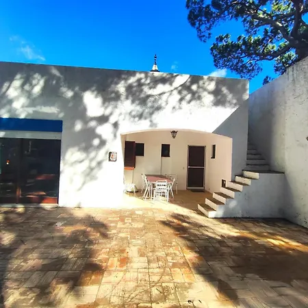 Acoteias With Pool By Homing Vila