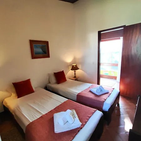 Acoteias With Pool By Homing *