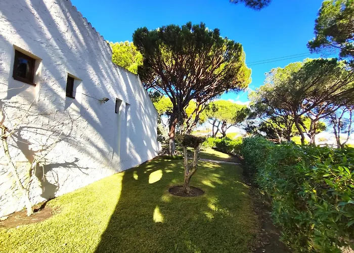 Villa Acoteias With Pool By Homing Albufeira