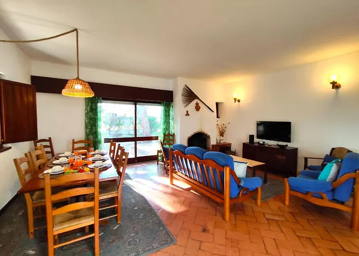 Villa Acoteias With Pool By Homing
