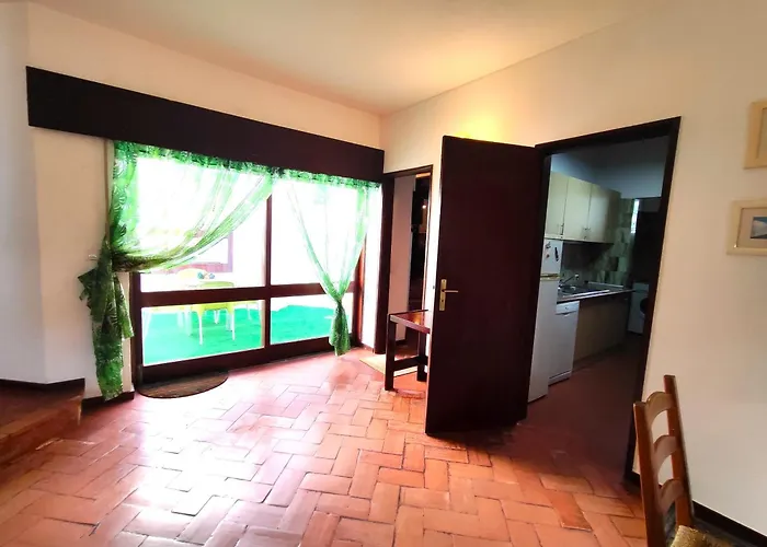 Acoteias With Pool By Homing